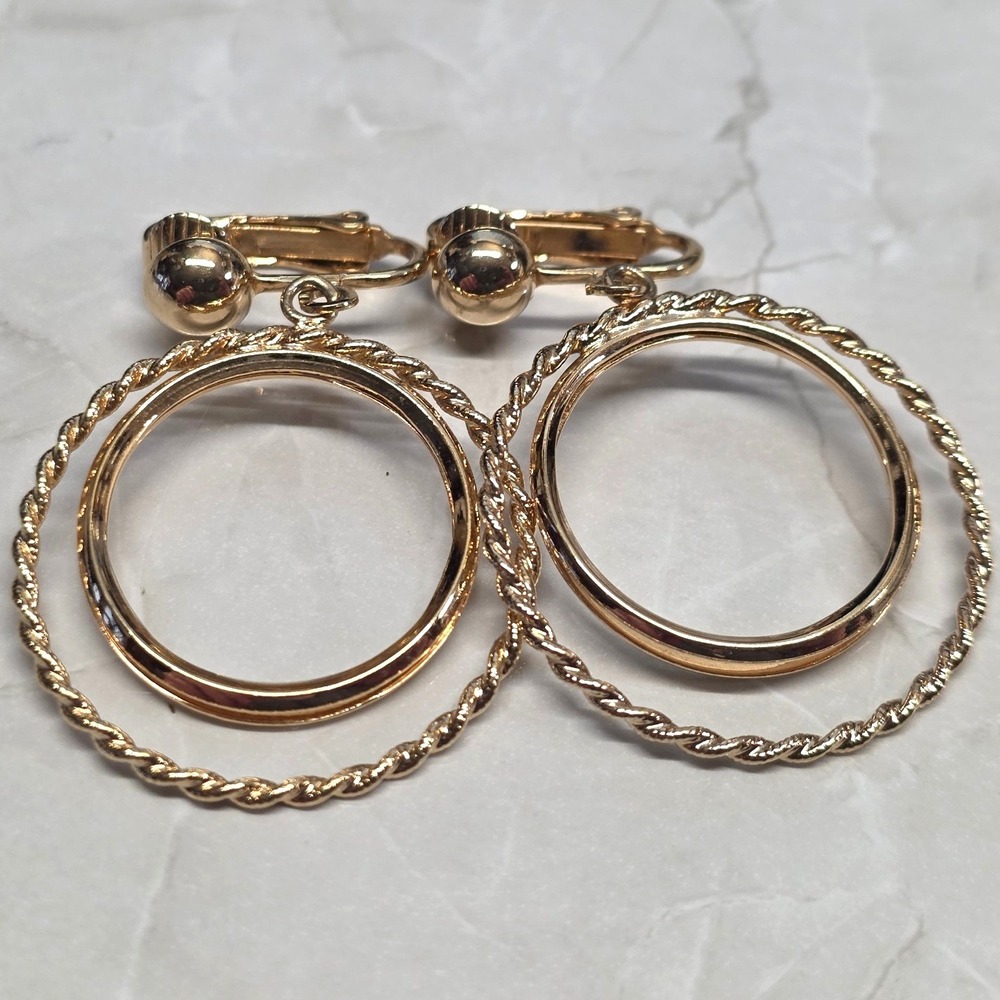 Vintage Avon Clip On Double Hoop Earrings Gold Tone Twisted Rope Dangle Drop